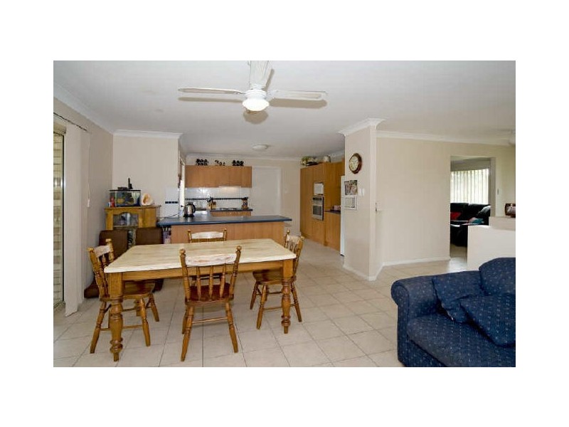 14 Seabrae Drive, Redland Bay QLD 4165