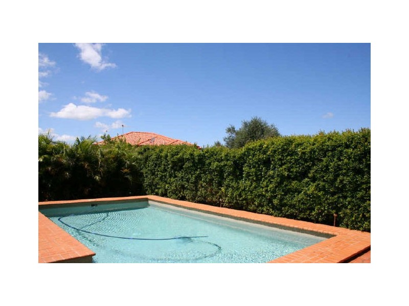 2 Orpheus Place, Redland Bay QLD 4165