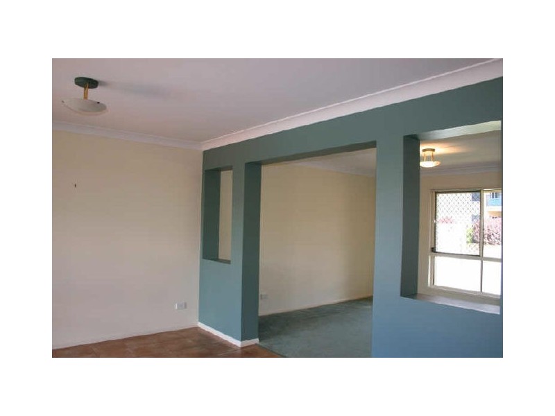 2 Orpheus Place, Redland Bay QLD 4165