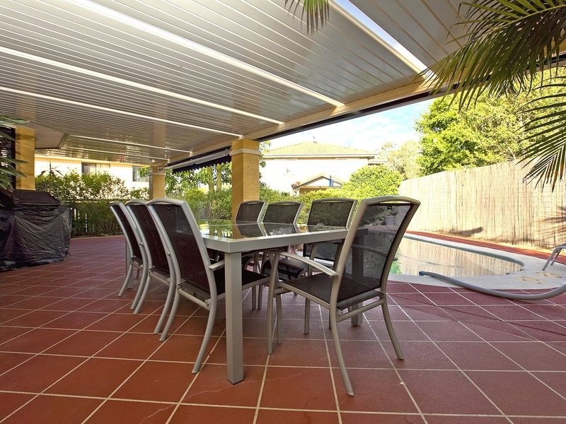 18 Gladebourne Crescent, Victoria Point QLD 4165