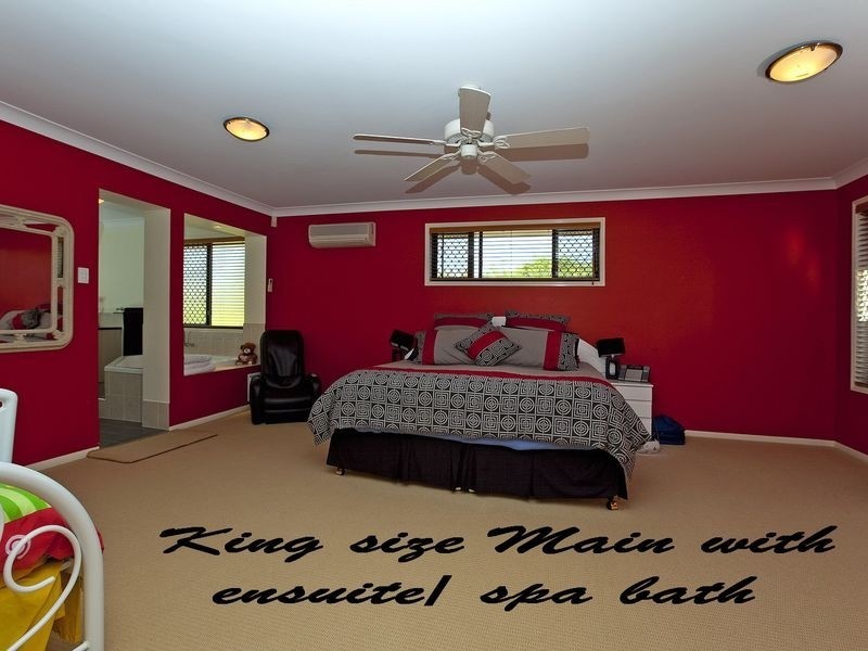 18 Gladebourne Crescent, Victoria Point QLD 4165