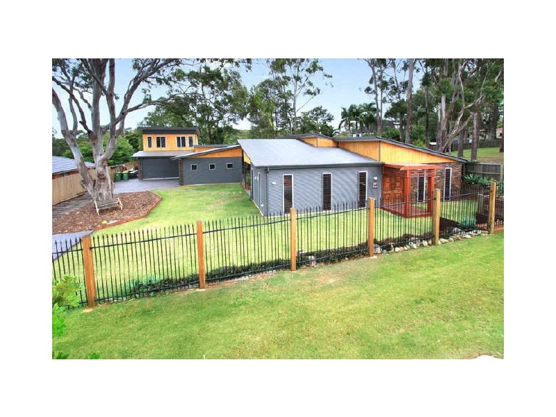 60 Denham Boulevard, Redland Bay QLD 4165