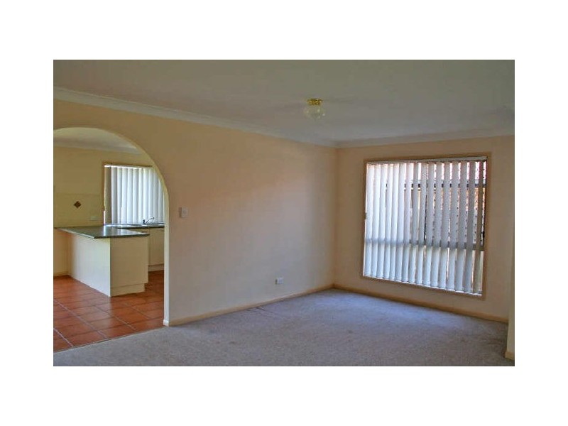7 Lindeman Place, Redland Bay QLD 4165