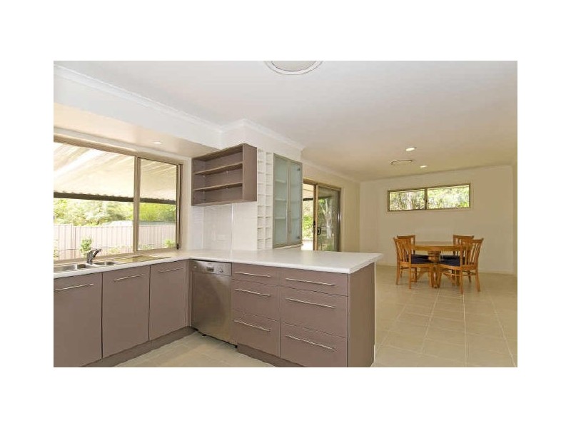 4 Capricorn Drive, Cleveland QLD 4163