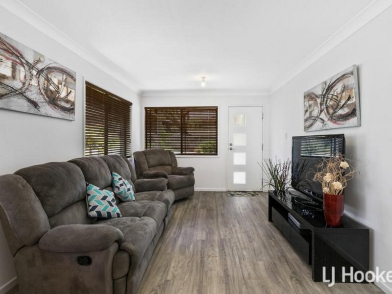 127 Cane Street, Redland Bay QLD 4165