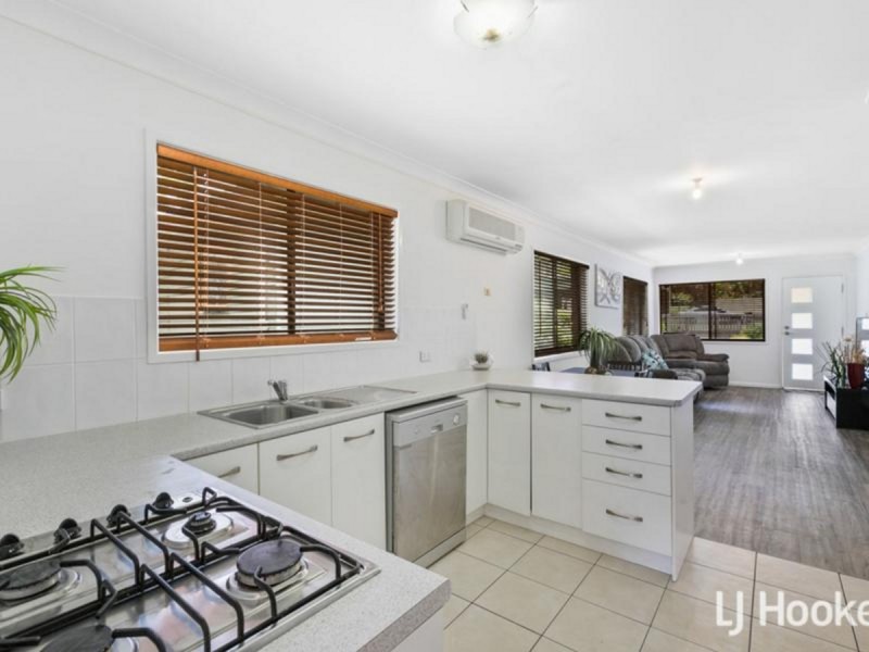127 Cane Street, Redland Bay QLD 4165