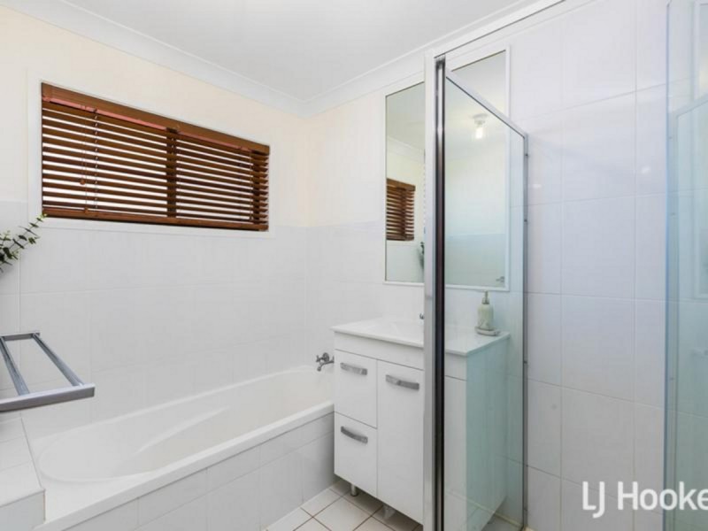 127 Cane Street, Redland Bay QLD 4165