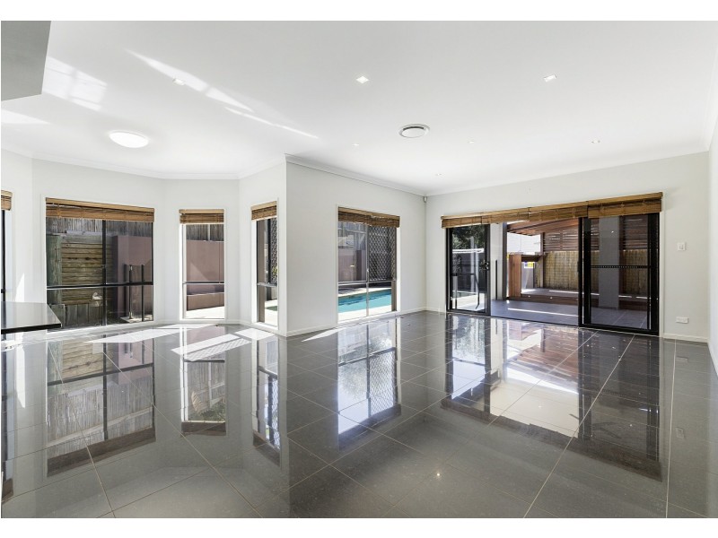 26 Kerder Street, Thornlands QLD 4164