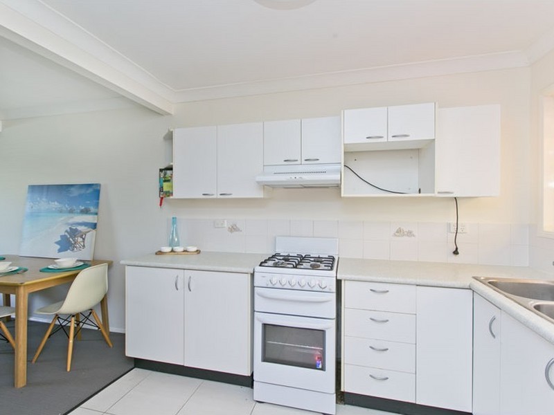 2/31-33 Holland Crescent, Capalaba QLD 4157