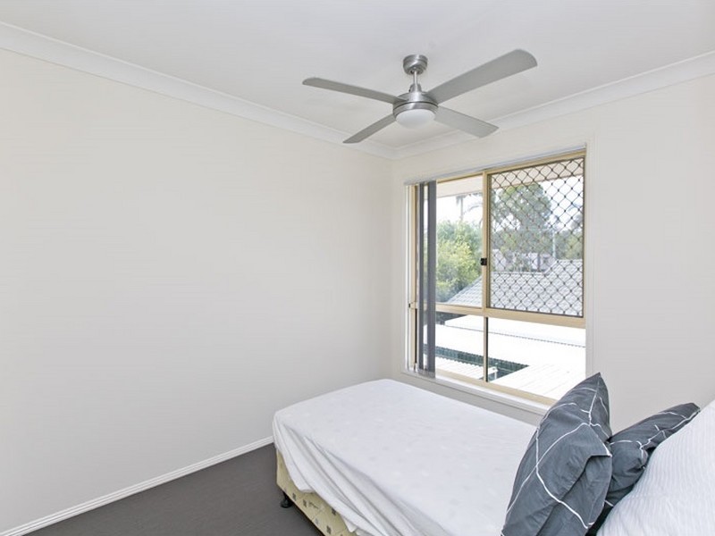 2/31-33 Holland Crescent, Capalaba QLD 4157