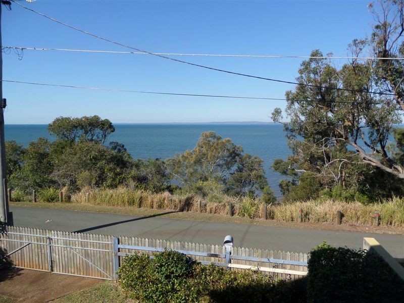 14 Esplanade, Wellington Point QLD 4160