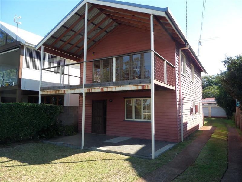 14 Esplanade, Wellington Point QLD 4160