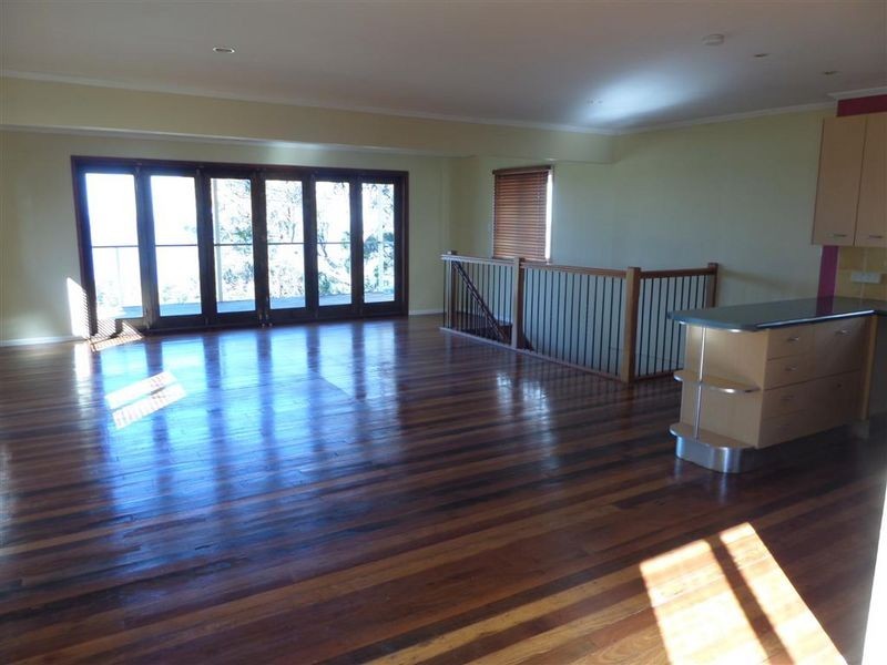 14 Esplanade, Wellington Point QLD 4160