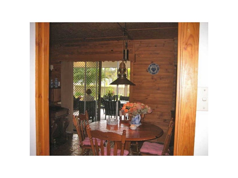 10 Carinya Street, Cleveland QLD 4163