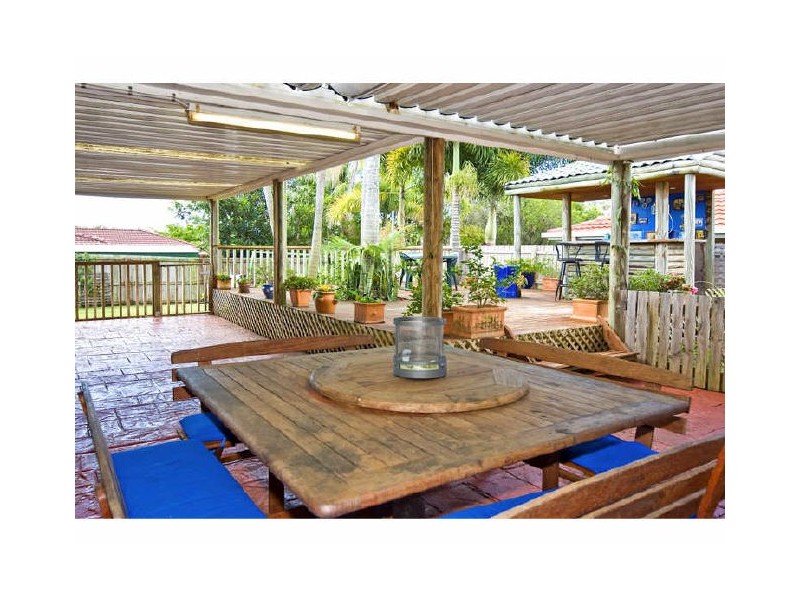 11 Dalrello Drive, Wellington Point QLD 4160