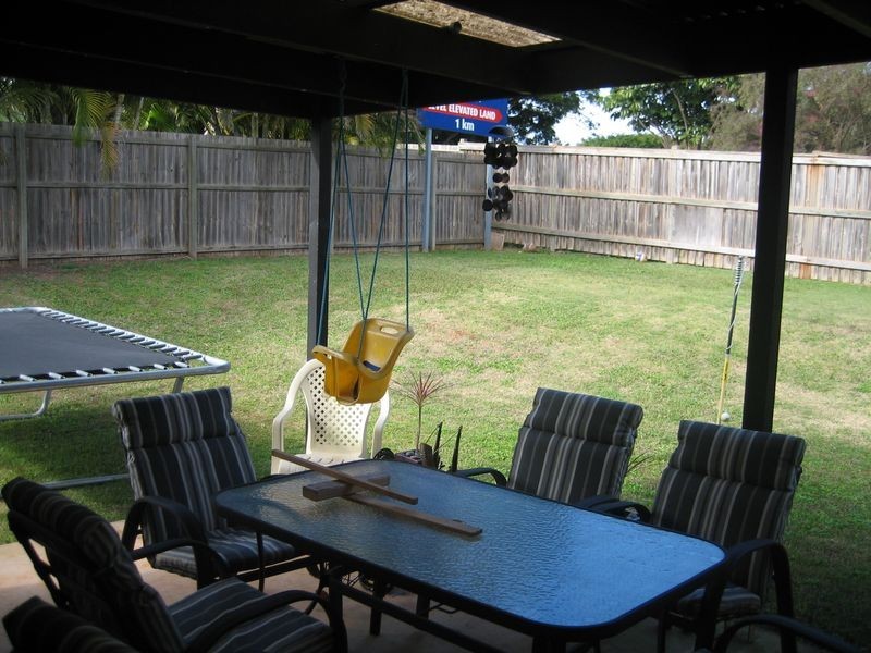 15 Roger Court, Redland Bay QLD 4165