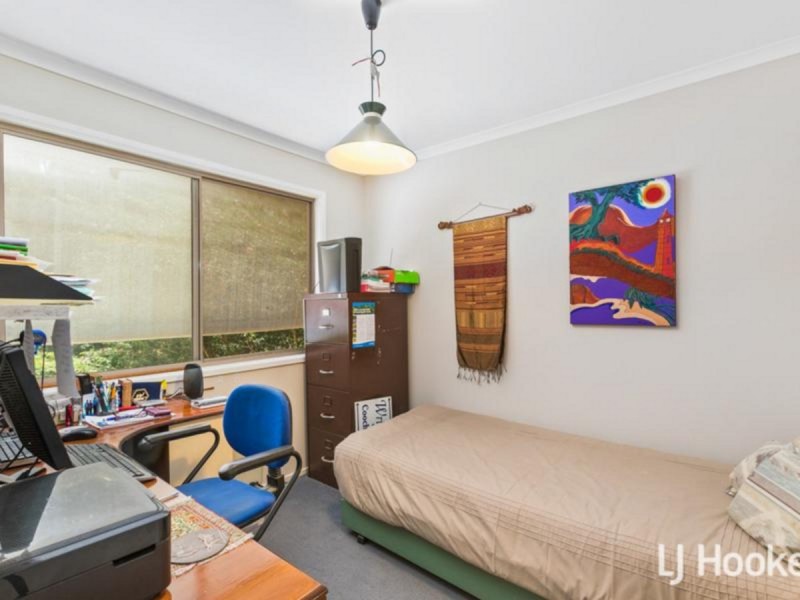 42 Victoria Parade South, Coochiemudlo Island QLD 4184