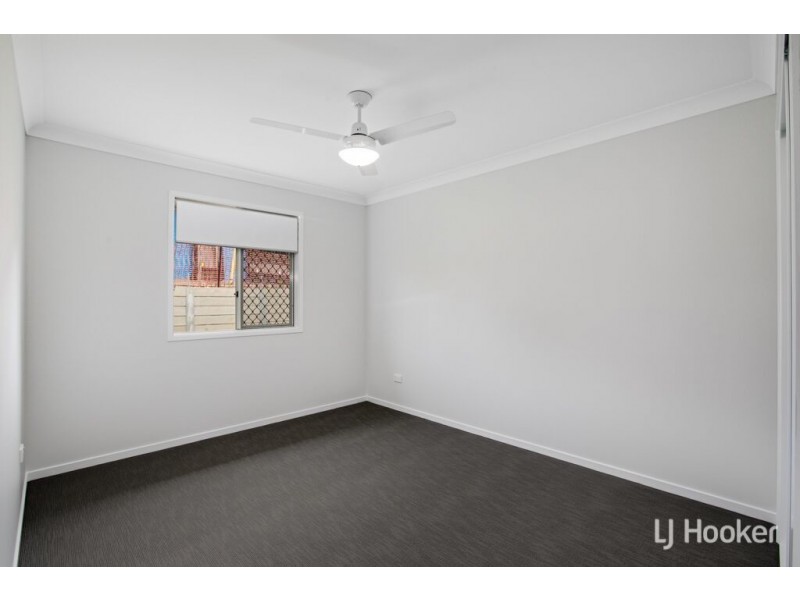 11 Valleygreen Close, Redland Bay QLD 4165