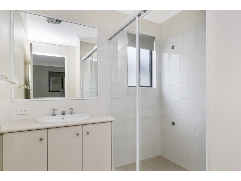 12/17-19 Island Street, Cleveland QLD 4163