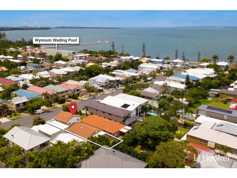 42 Pine Street, Wynnum QLD 4178