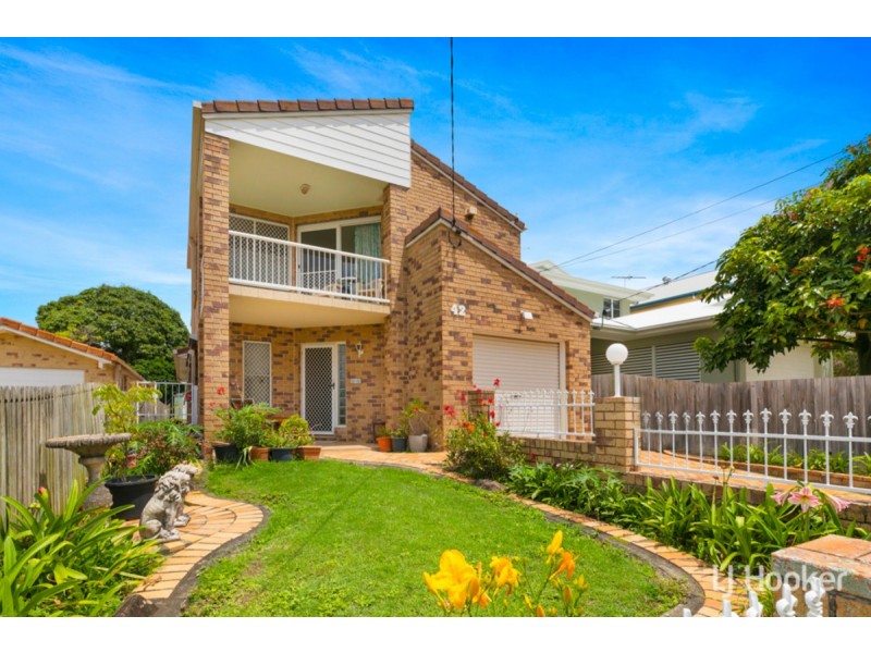42 Pine Street, Wynnum QLD 4178