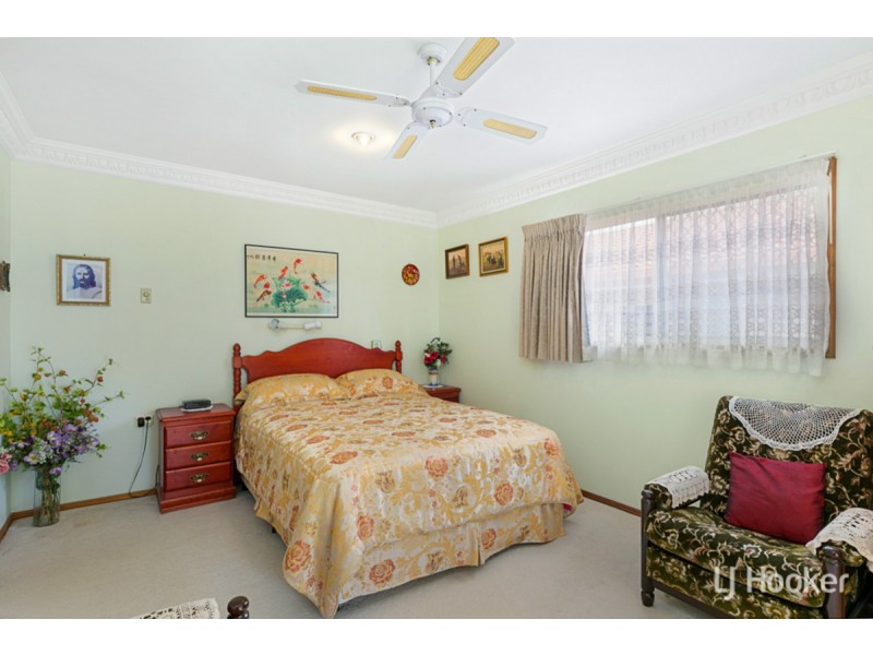 42 Pine Street, Wynnum QLD 4178