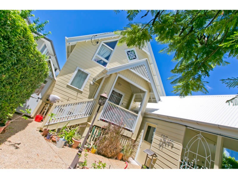 3 Alice Street, Wellington Point QLD 4160