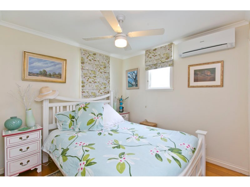 3 Alice Street, Wellington Point QLD 4160