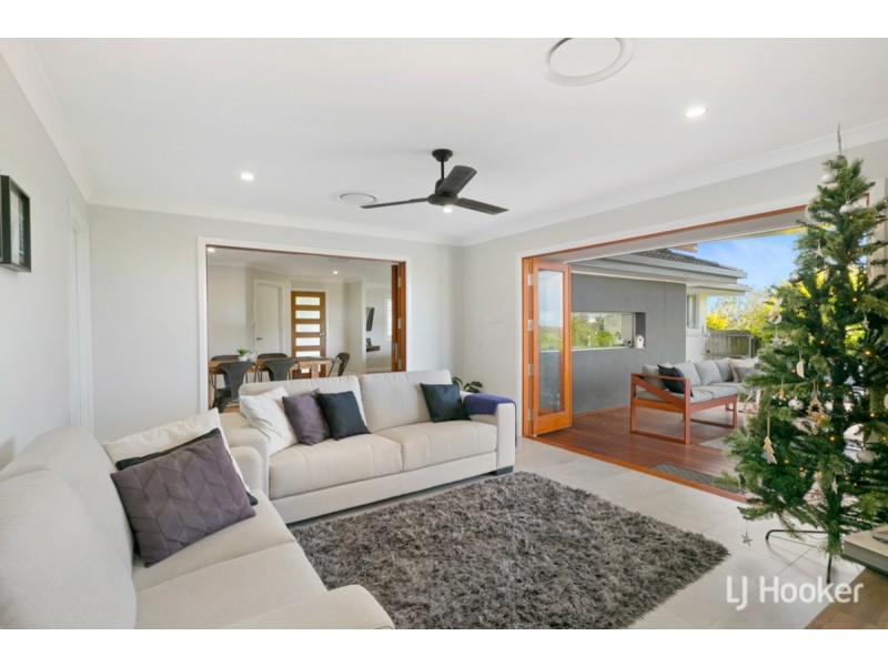 14 Burwana Place, Wellington Point QLD 4160