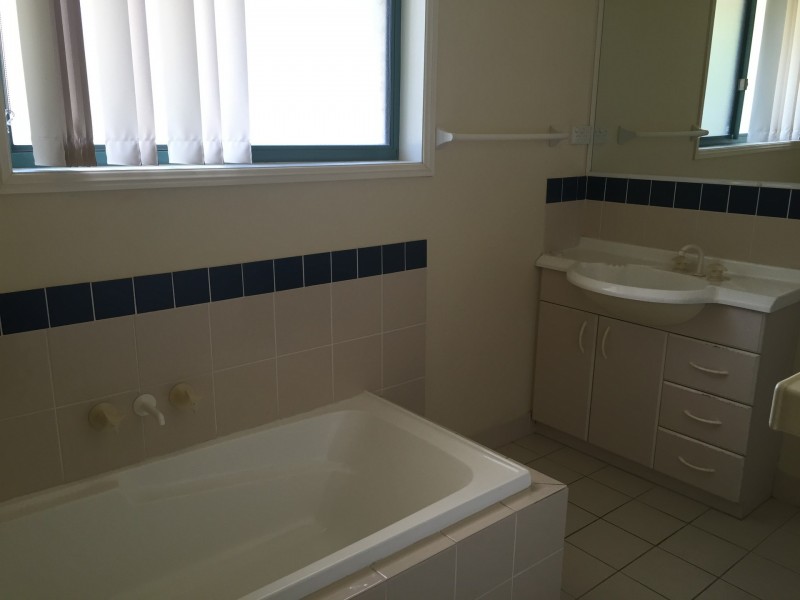 8/299 Main Road, Wellington Point QLD 4160