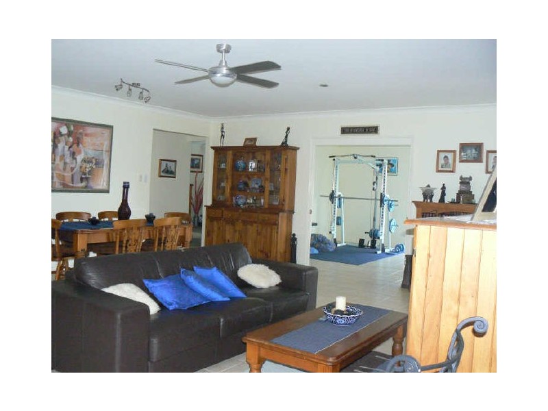 9 Hawkins Place, Thornlands QLD 4164