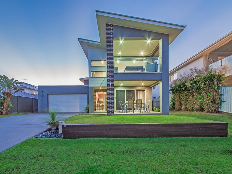 16 Maged Place, Thornlands QLD 4164