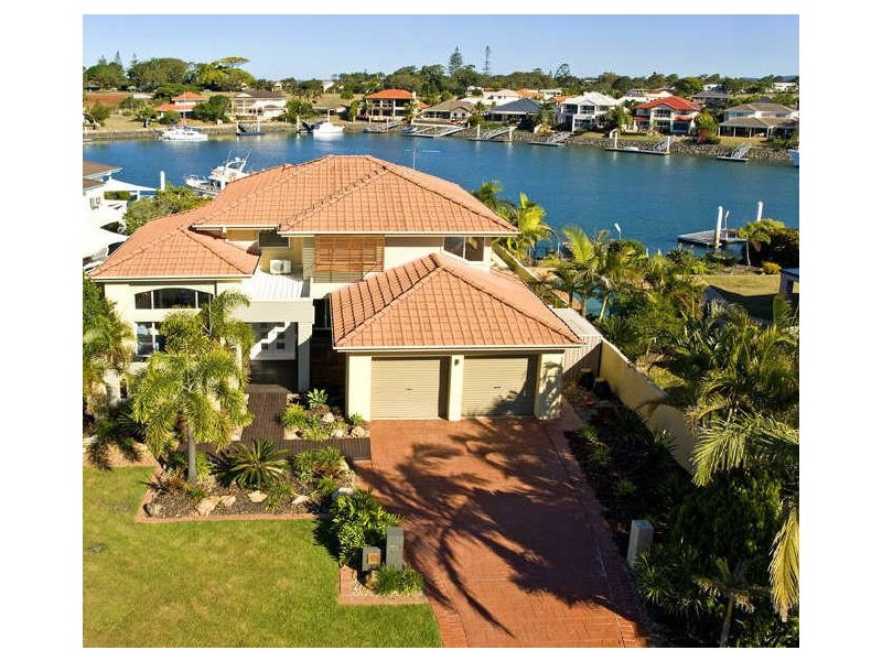 18 Martingale Court, Raby Bay QLD 4163
