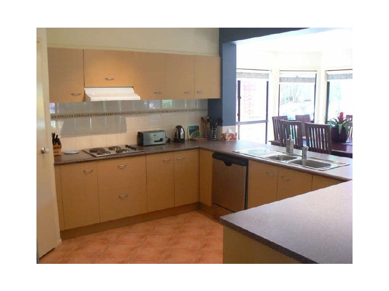 9 Palmerston Place, Victoria Point QLD 4165