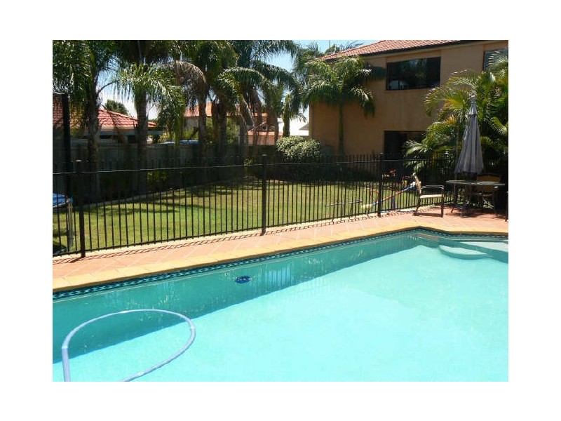 9 Palmerston Place, Victoria Point QLD 4165