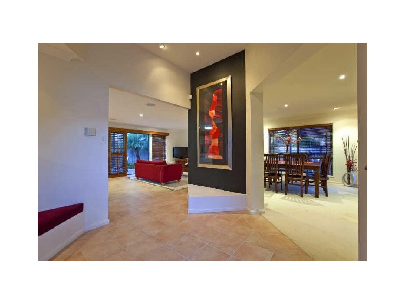 11 Nautilus Drive, Ormiston QLD 4160