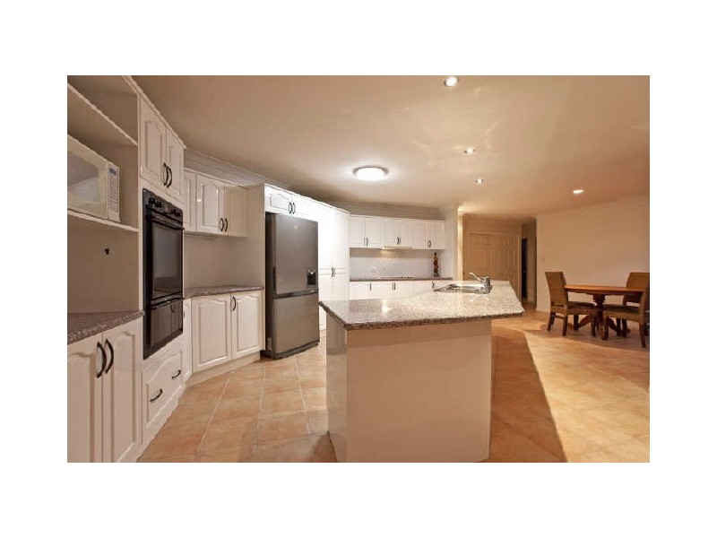 11 Nautilus Drive, Ormiston QLD 4160