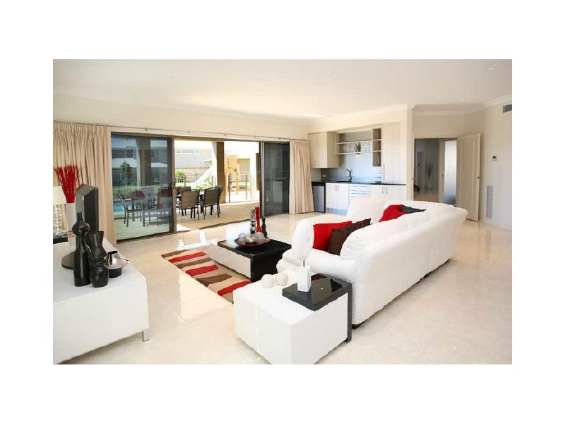 5 Sandune Place, Thornlands QLD 4164