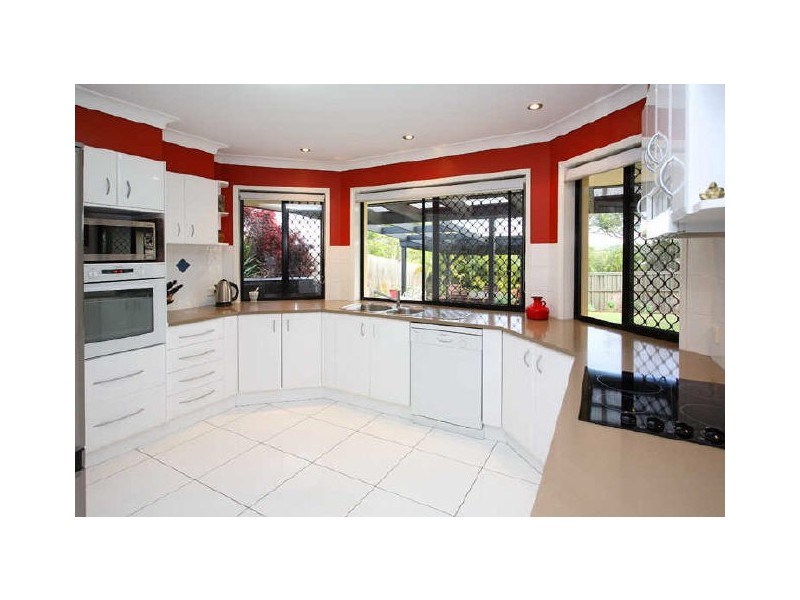 22 Daydream Street, Redland Bay QLD 4165
