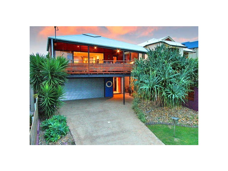 18 Cleveland Terrace, Ormiston QLD 4160