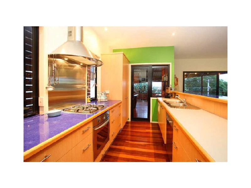 18 Cleveland Terrace, Ormiston QLD 4160