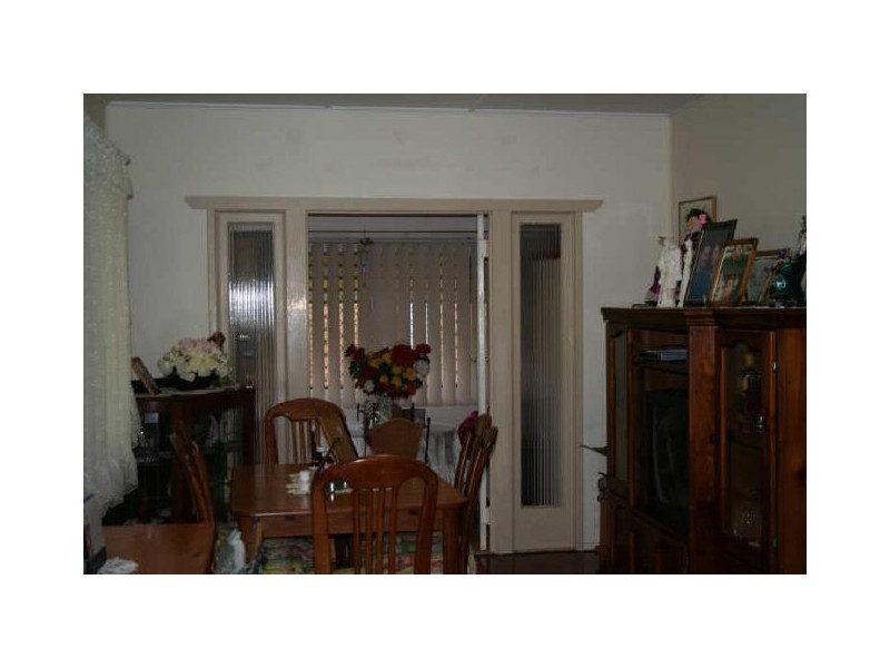 15 Russell Street, Cleveland QLD 4163