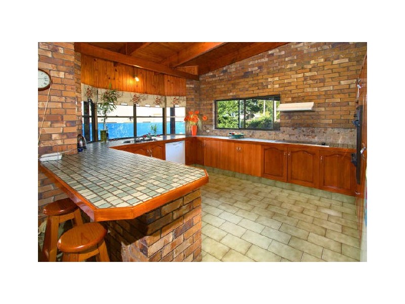 136 Passage Street, Cleveland QLD 4163