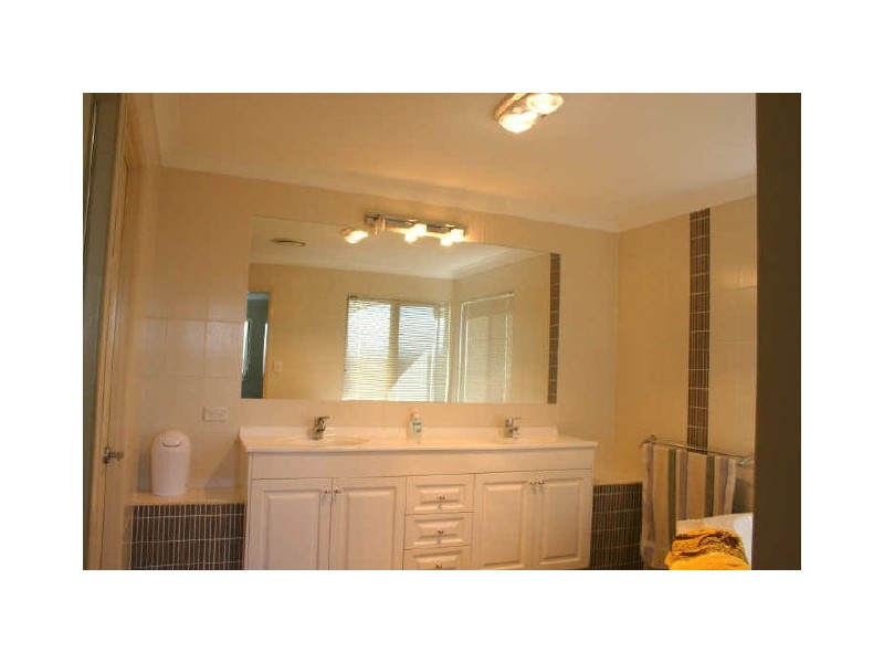 21 Beddoe Street, Thornlands QLD 4164