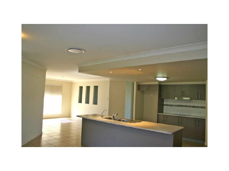 59 Aquila Street, Redland Bay QLD 4165