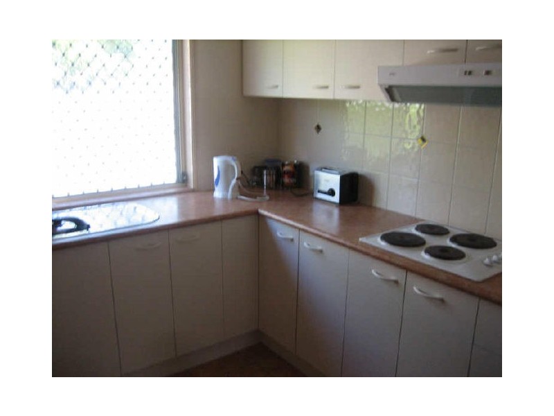 1/67 Benfer Road, Victoria Point QLD 4165