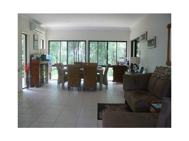 3 Devonstone Street, Cleveland QLD 4163