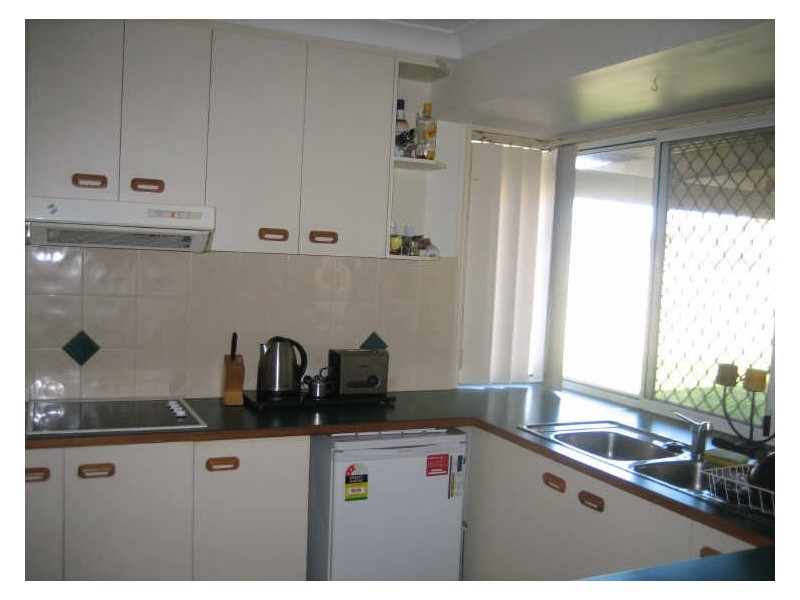 46 School Road, Victoria Point QLD 4165