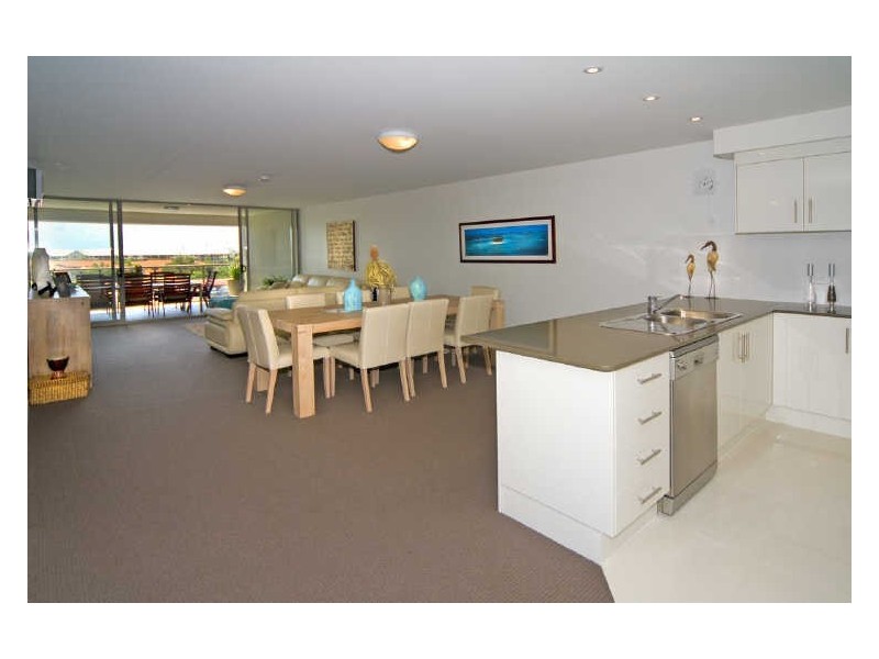 17/135 Shore Street West, Cleveland QLD 4163