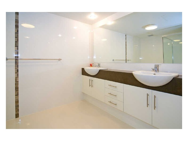 17/135 Shore Street West, Cleveland QLD 4163